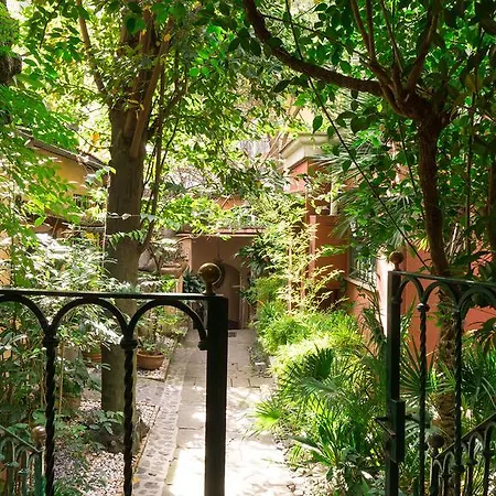 Margutta'S Garden-2